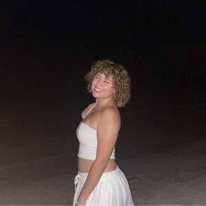 Meet your Posher, Angie